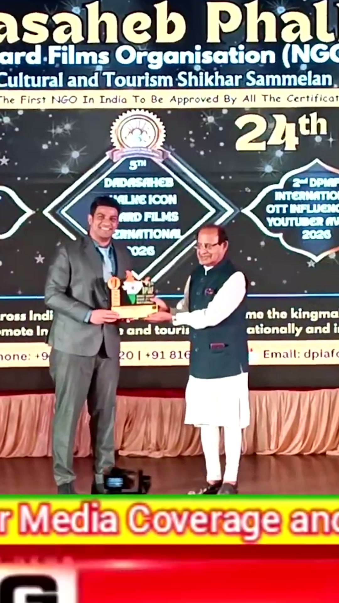 DPIAF OTT Influencer YouTuber Iconic Award — event photograph of Dr. Ibad Patel